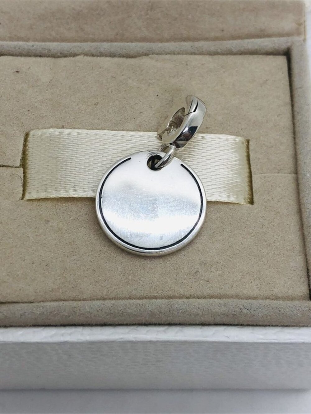✨🔥Pandora ME Engravable Medallion Charm